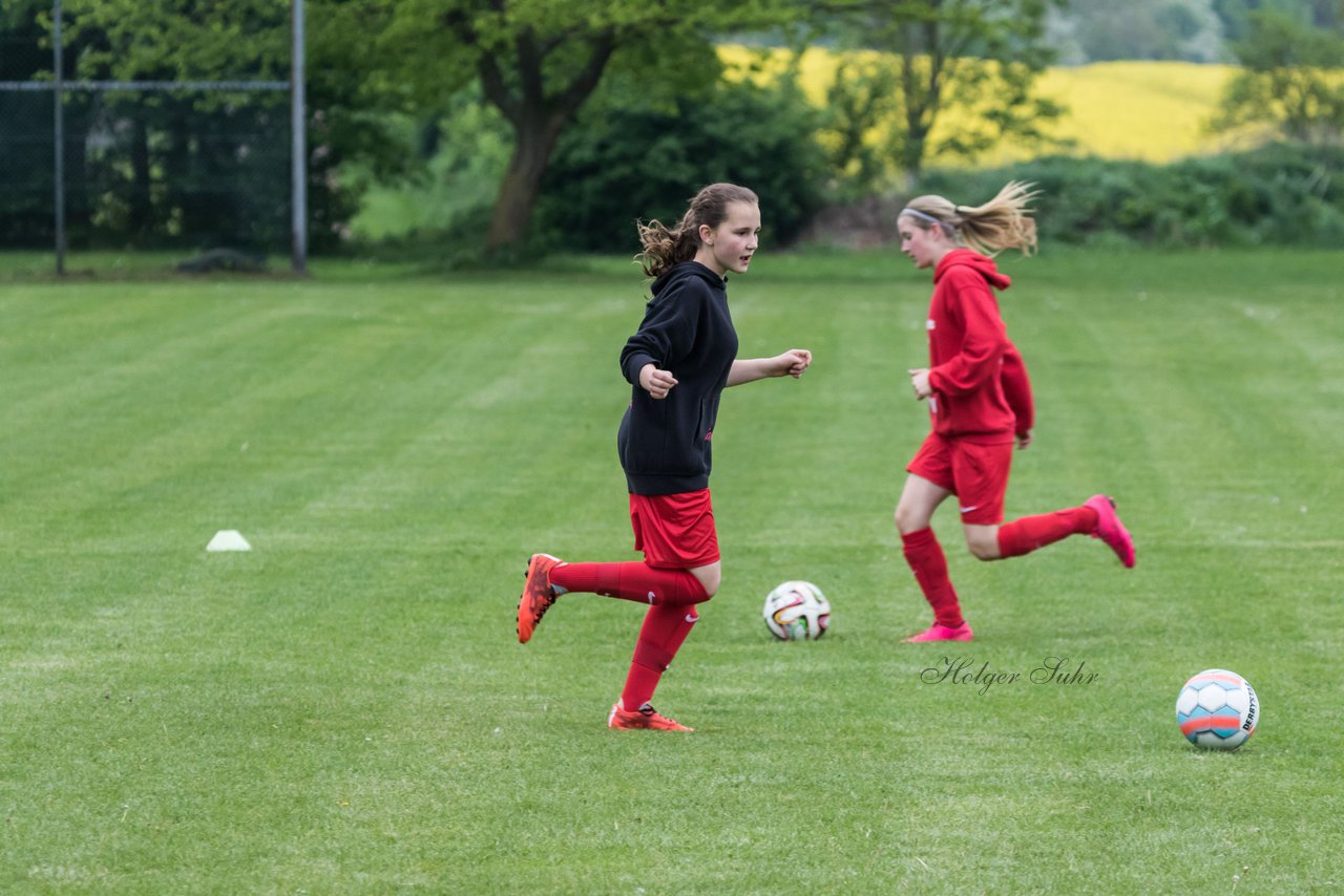 Bild 126 - wCJ SV Steinhorst/Labenz - VfL Oldesloe : Ergebnis: 18:0